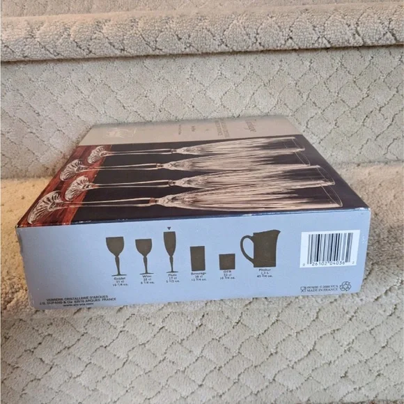 Cristal d'Arques J.G. Durand Champagne Flutes ~ Set of 4 ~ NIB - Picture 7 of 8